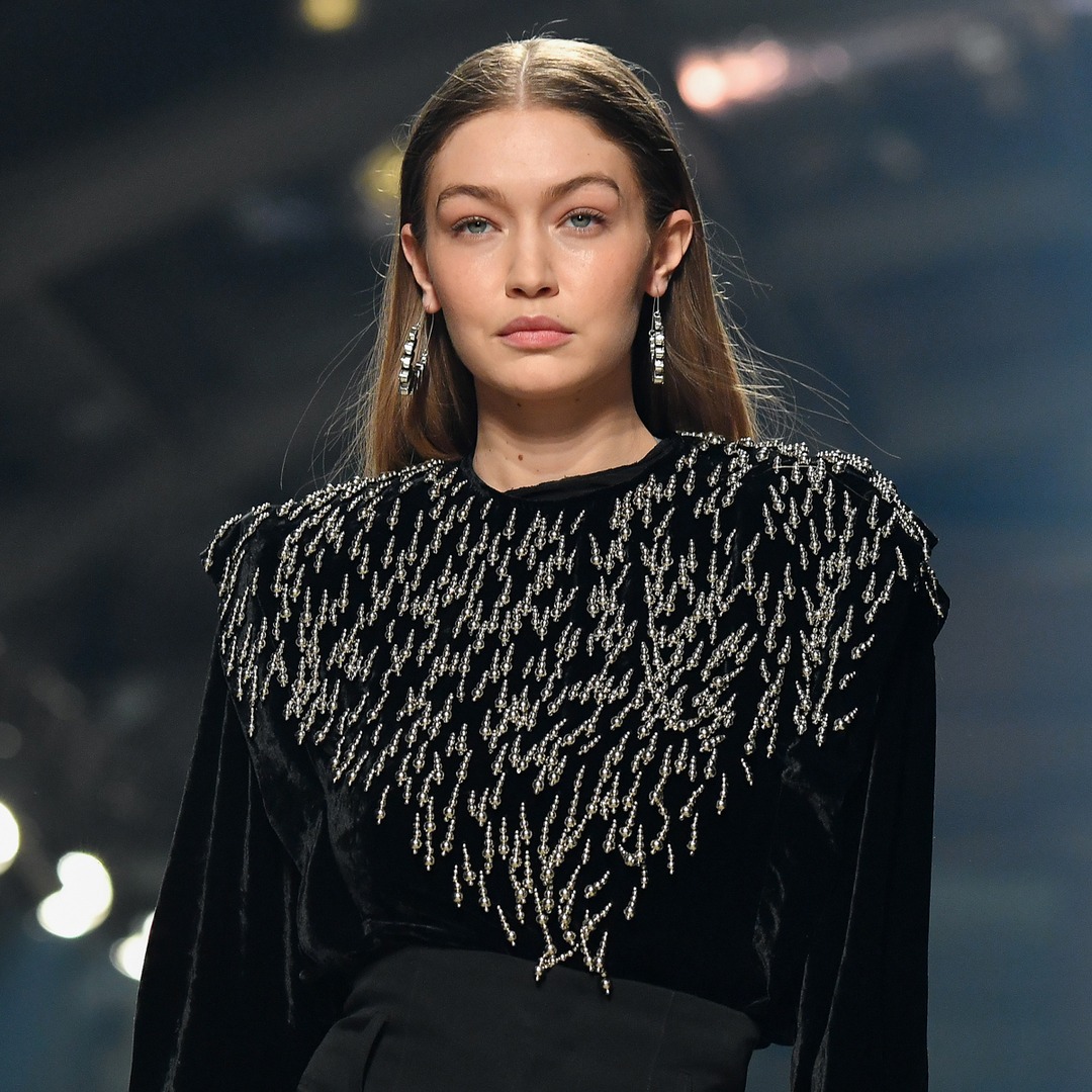 Gigi Hadid Steps Out With Dramatic Hair Transformation After Zayn Malik Family Dispute - E! Online - NewsOpener Gigi Hadid Steps Out With Dramatic Hair Transformation After Zayn Malik Family Dispute - E! Online
